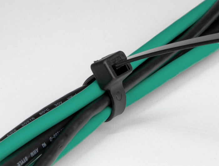 DeLOCK Kabelbinder mit paralleler Einführung, 9 mm × 0,61 m, schwarz, 10 Stück