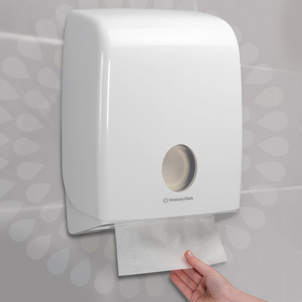 Kleenex Falthandtuch – C-Falz, 3-lagig, weiss, 215 × 318 mm, 15×96 Stk.