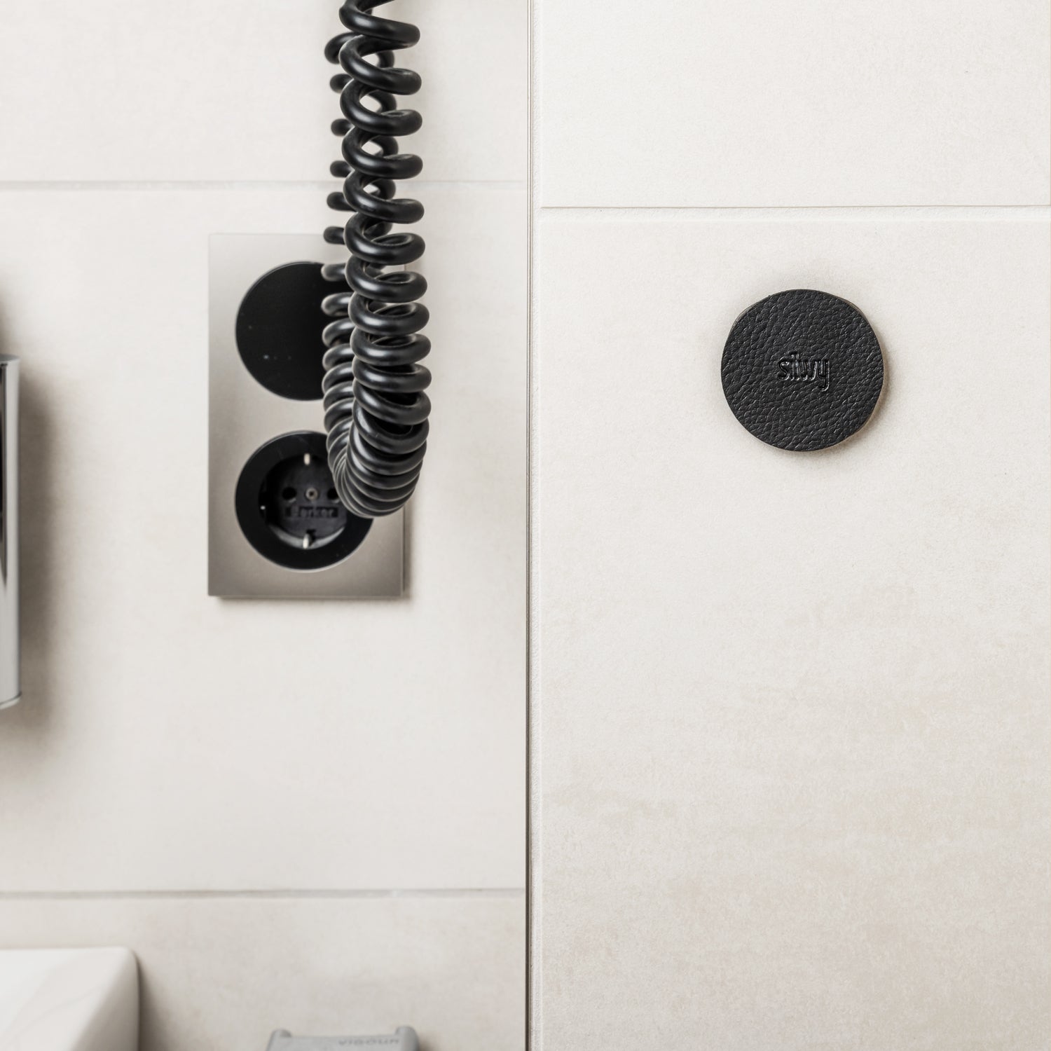 Silwy Metall-Nano-Gel-Pads – Ø 50 mm × 3 mm, schwarz, für Glas, 4 Stk.