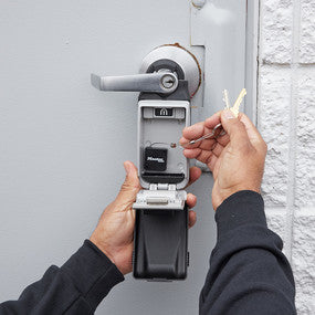 Master Lock 5490EURD – Zubehör für Keysafes, einziehbares Schlüsselkabel, Schwarz