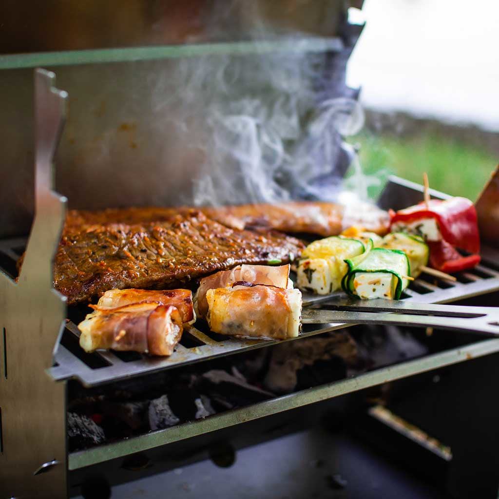 Fennek Camping-Grill DFW0010.66.001 – Holzkohle, tragbar, 27×18,3 cm Grillfläche – silber