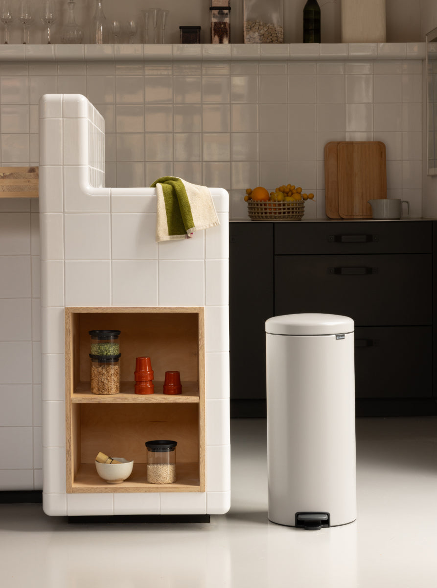Brabantia NewIcon Treteimer – 30 l – Edelstahl, rund – Soft-Close