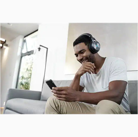 Corsair Virtuoso RGB Wireless XT – Over-Ear Headset – USB-A, Surround Sound – Schwarz