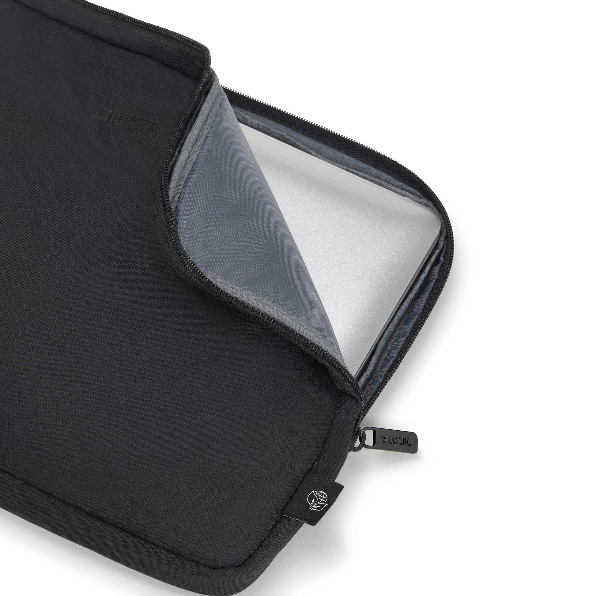 DICOTA Eco Sleeve Base Notebook-Schutzhülle bis 13,3" – Schwarz