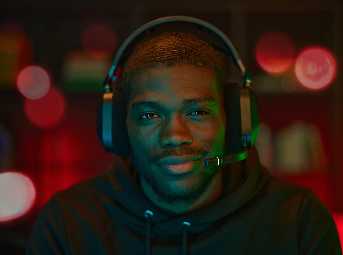 Corsair HS80 RGB – Wireless Gaming-Headset – USB-A, Surround-Sound, RGB – Schwarz – für PS5 – bis 20 h