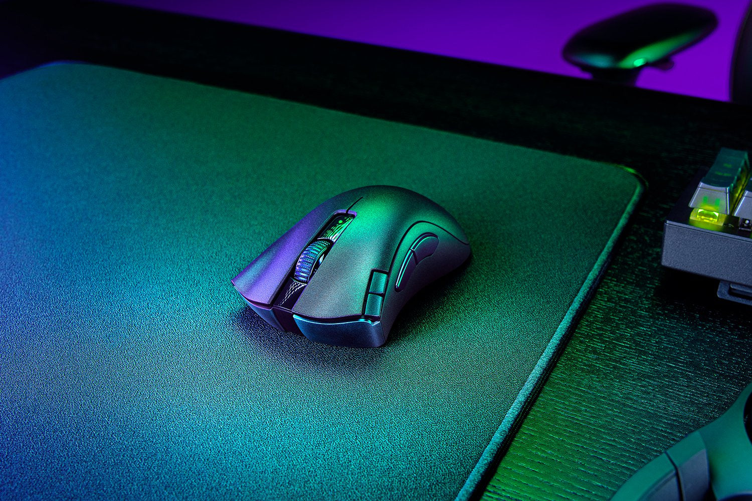 Razer DeathAdder V2 HyperSpeed Gaming-Maus – kabellos, 14'000 dpi, 7 Tasten, für Rechtshänder, schwarz