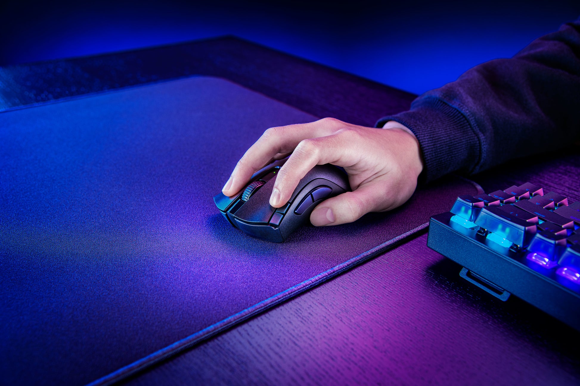Razer DeathAdder V2 HyperSpeed Gaming-Maus – kabellos, 14'000 dpi, 7 Tasten, für Rechtshänder, schwarz