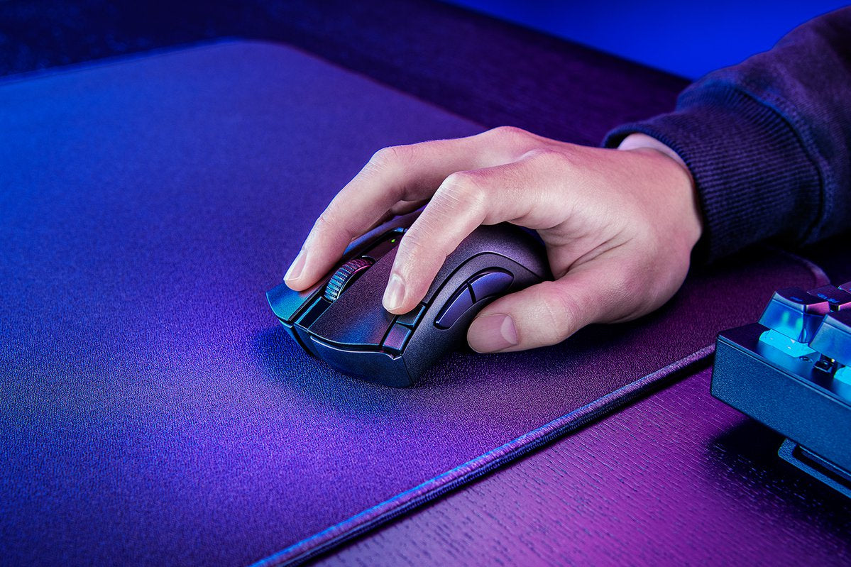 Razer DeathAdder V2 HyperSpeed Gaming-Maus – kabellos, 14'000 dpi, 7 Tasten, für Rechtshänder, schwarz