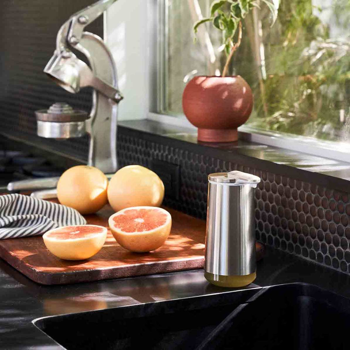 Simplehuman ST1062 Seifenspender – Edelstahl, Silber, 295 ml