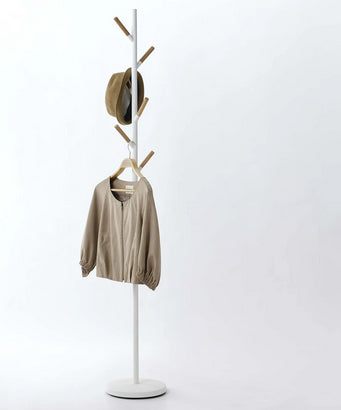 Yamazaki Garderobenständer – 6 Haken, Stahl/Holz, Weiss, 28 × 28 × 177 cm