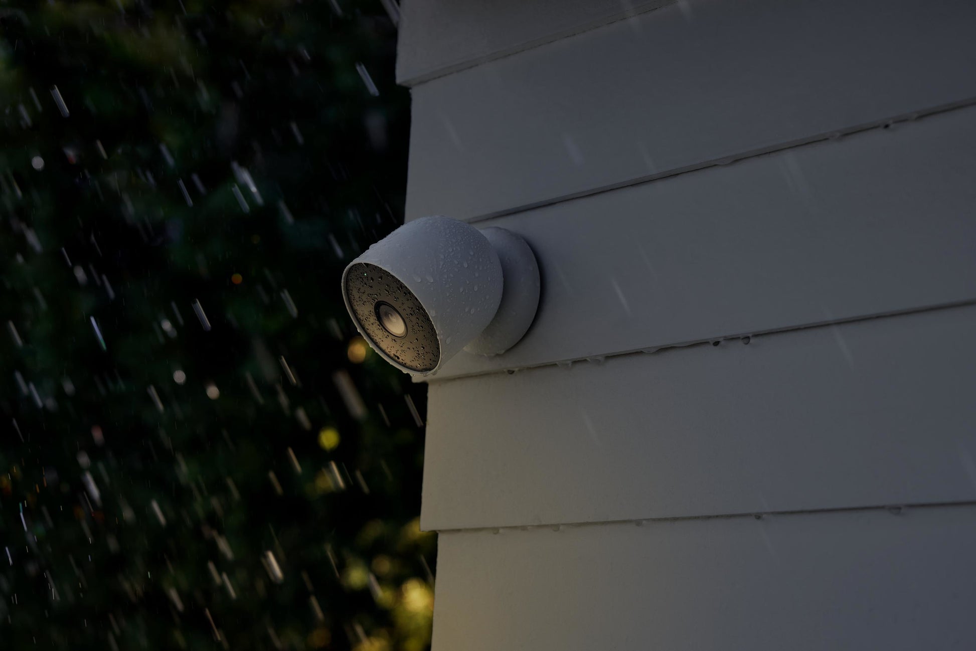 Google Nest Cam Überwachungskamera – 1080p, wetterfest