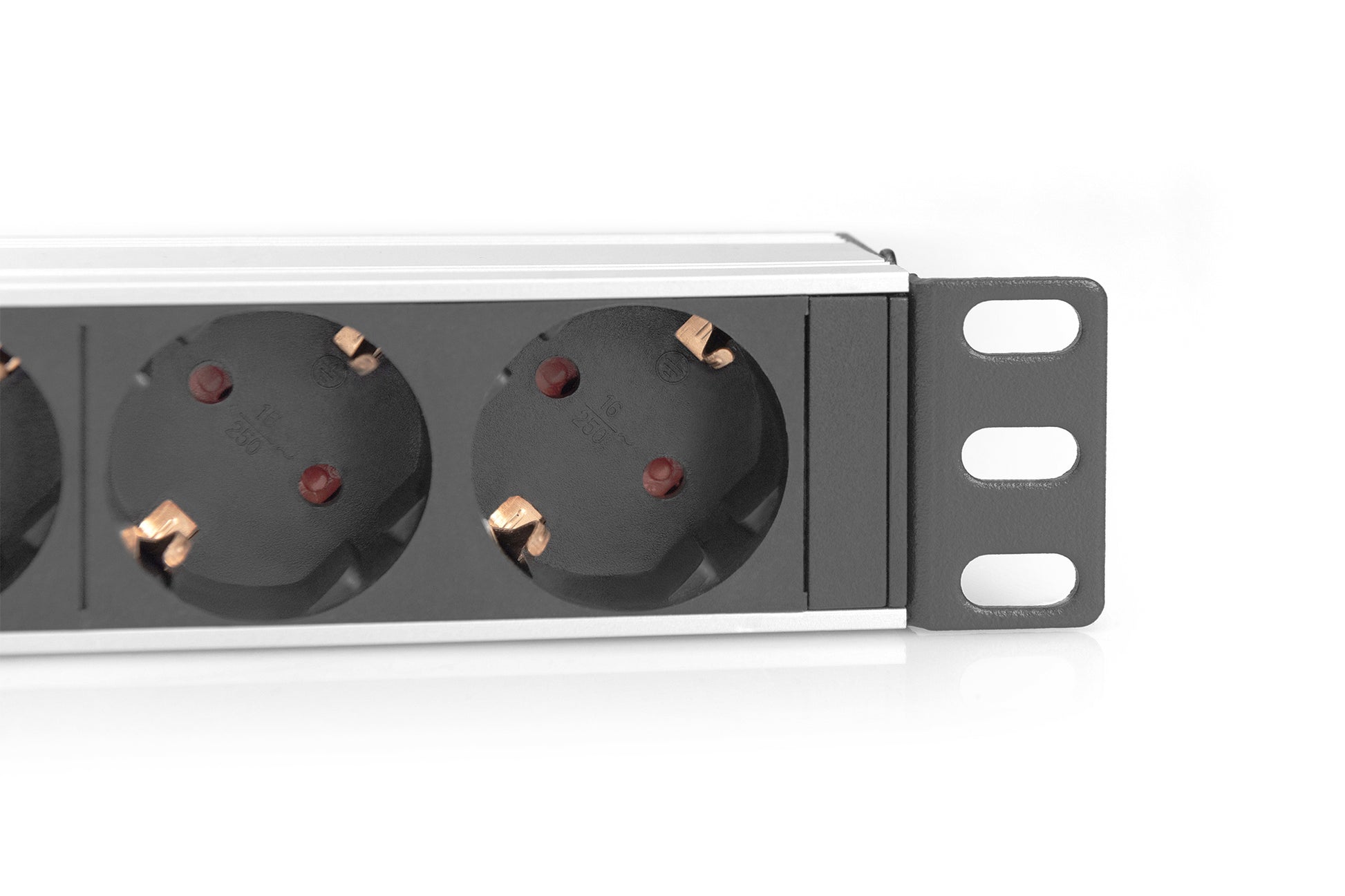 Digitus Rack-PDU – 0U/1U, 4× Typ F, Typ F, 230 V/16 A, 2 m, ohne Schalter, schwarz