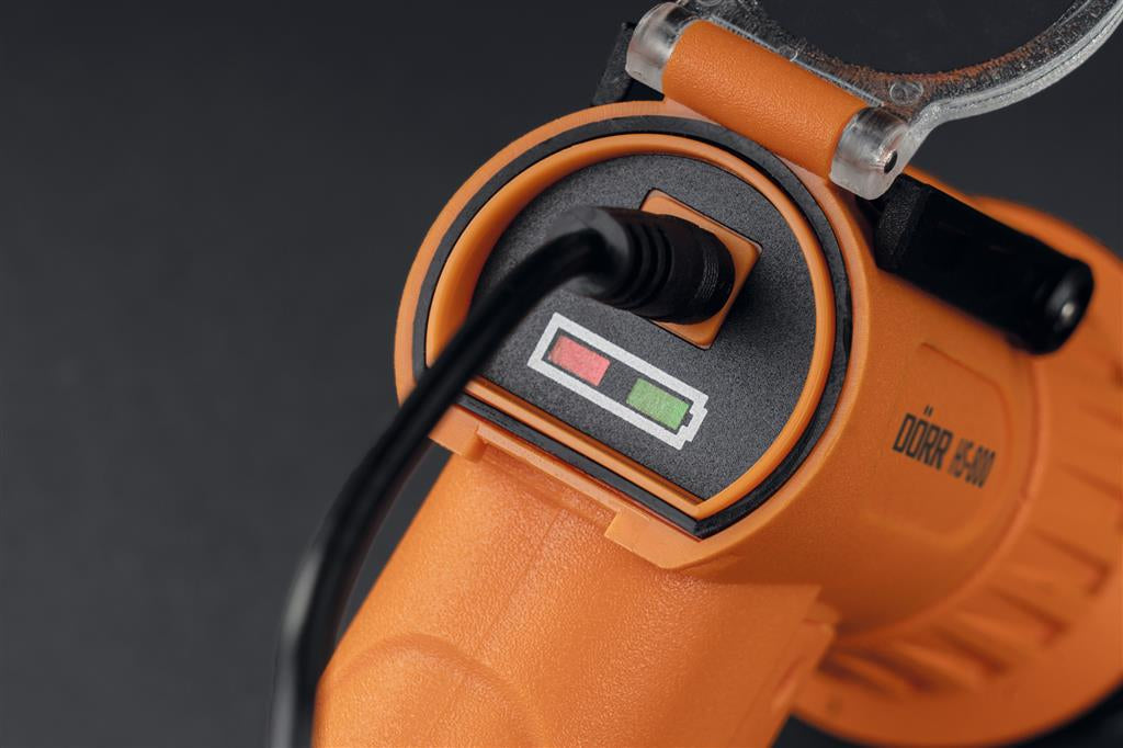Dörr Taschenlampe HS-800 – 800 lm, 600 m, IP66, Akku 4400 mAh – Orange