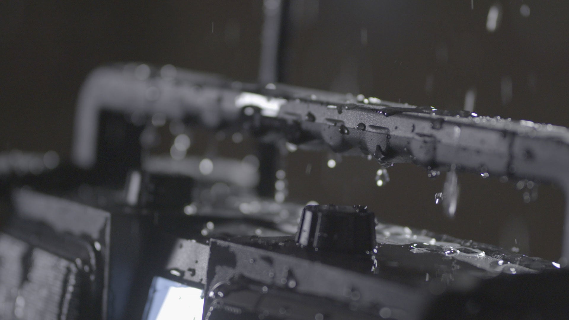 Perfectpro ROCKBULL – Baustellenradio – DAB+, Bluetooth, IP65, Akkubetrieb – Schwarz