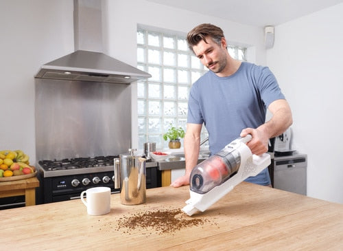 Black & Decker BLACK+DECKER Akku-Stielsauger – 2-in-1, 1500 mAh, 0,5 l, Akkubetrieb