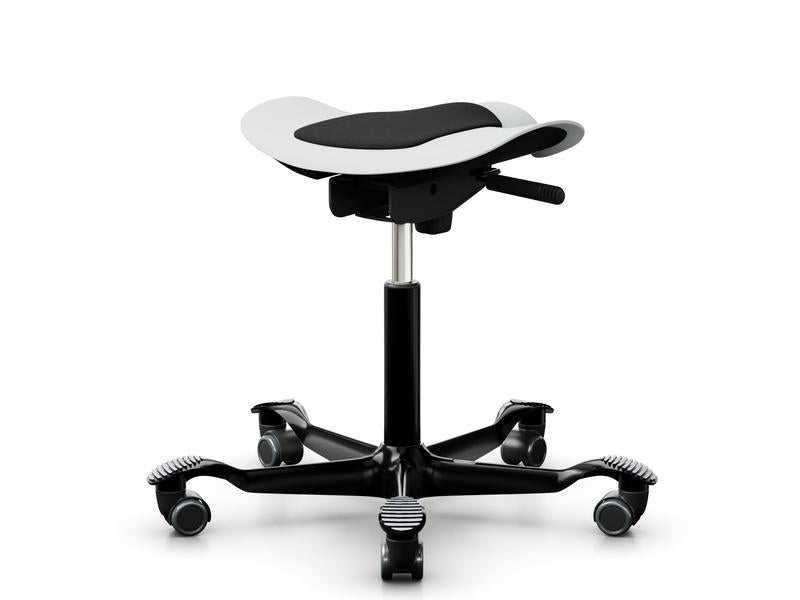 HÅG Hocker Capisco Puls 8001 – Sitzhöhe 45–62 cm, 110 kg, weiss
