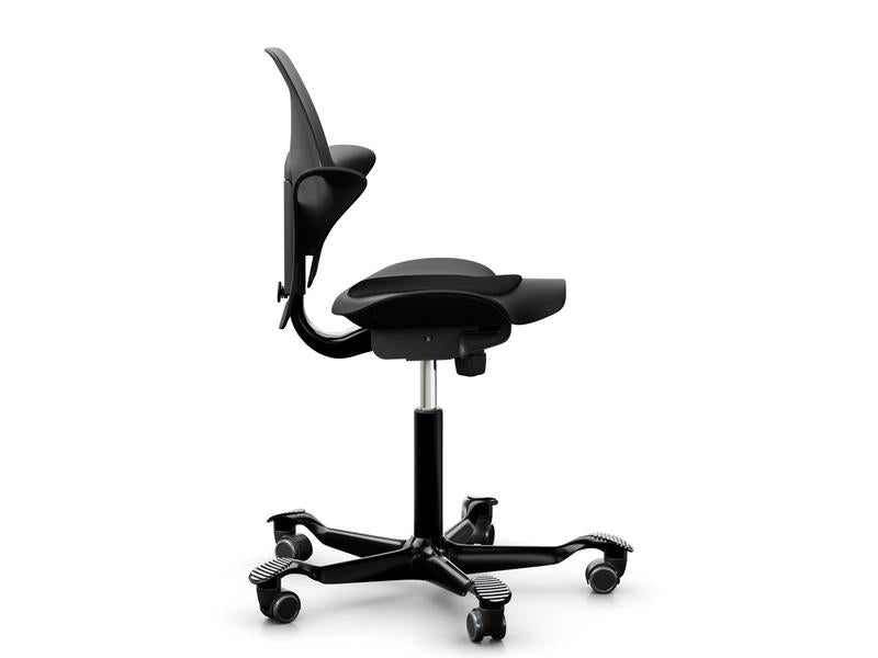 HÅG Bürostuhl Capisco Puls 8010 – Sitzhöhe 45–64 cm, 110 kg, schwarz