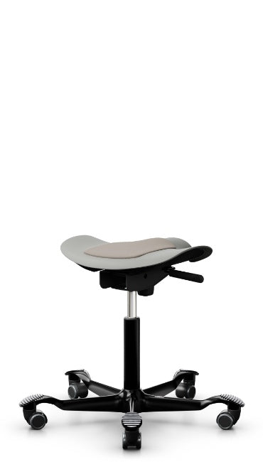 HÅG Hocker Capisco Puls 8001 – 110 kg, dunkelgrau