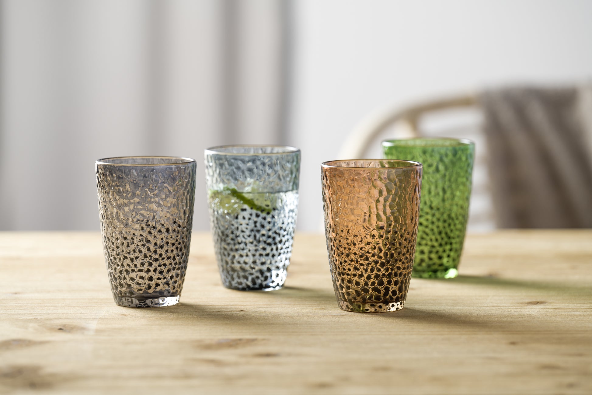 LEONARDO Trinkglas Matera – 4er Set, 340 ml, Ø 8 cm, H 12 cm, Glas, Blau, spülmaschinenfest