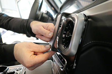 Brodit Auto-Halterung, Klemmhalterung, senkrecht – für Smartphone – Schwarz, ABS