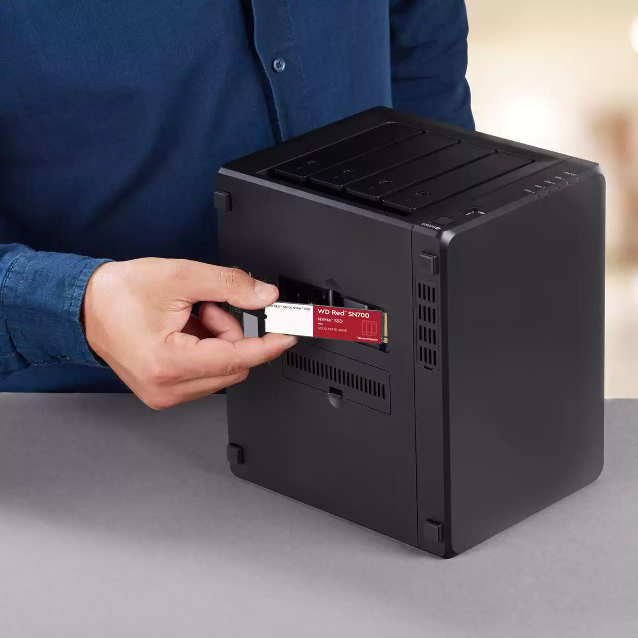Western Digital Red SN700 2 TB – M.2 2280, PCIe 3.0 NVMe, 3400/2900 MB/s