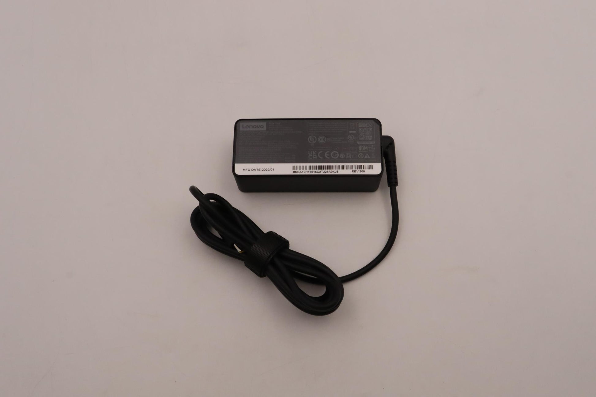 Lenovo 5A10W86249 USB-Ladegerät 45 W – USB-C×1, PD 3.0 – Schwarz – für Lenovo-Laptops