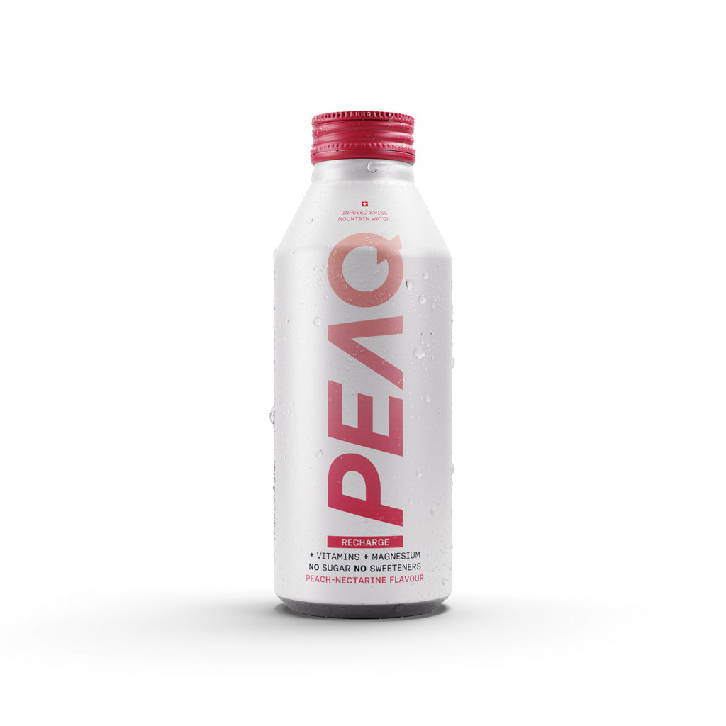 PEAQ Recharge – Leicht prickelndes Vitaminwasser, Pfirsich & Nektarine, mit Vitaminen – 12 × 47,3 cl