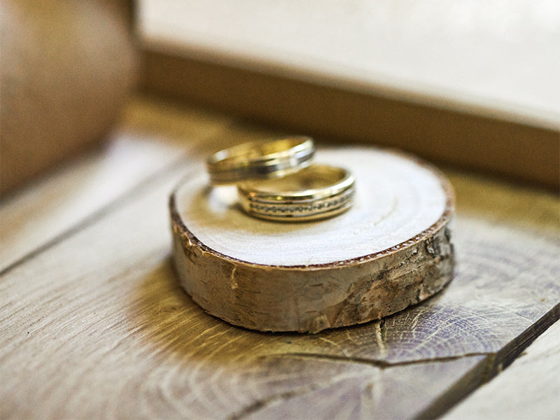 PartyDeco Tischkarten Holzscheibe Hochzeit – Braun – Ø 4,5–6,5 cm × 1 cm – Holz (Eiche) – 20 Stk