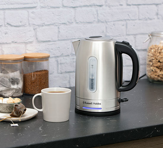 Russell Hobbs Wasserkocher – 1,7 l, Edelstahl, 26300-70