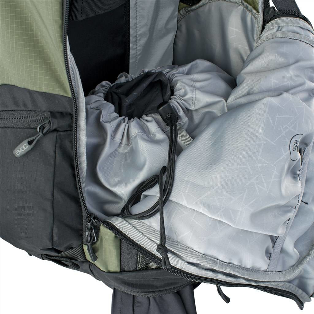 EVOC FR Tour E-Ride – Bike-Rucksack – 30 l, Nylon, olivgrün/schwarz, Trinksystem