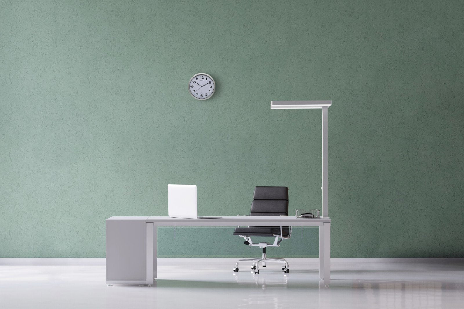 MAUL Stehleuchte LED MAULjaval – 4000 K (neutralweiss) – 9'059 lm 80 W – silber