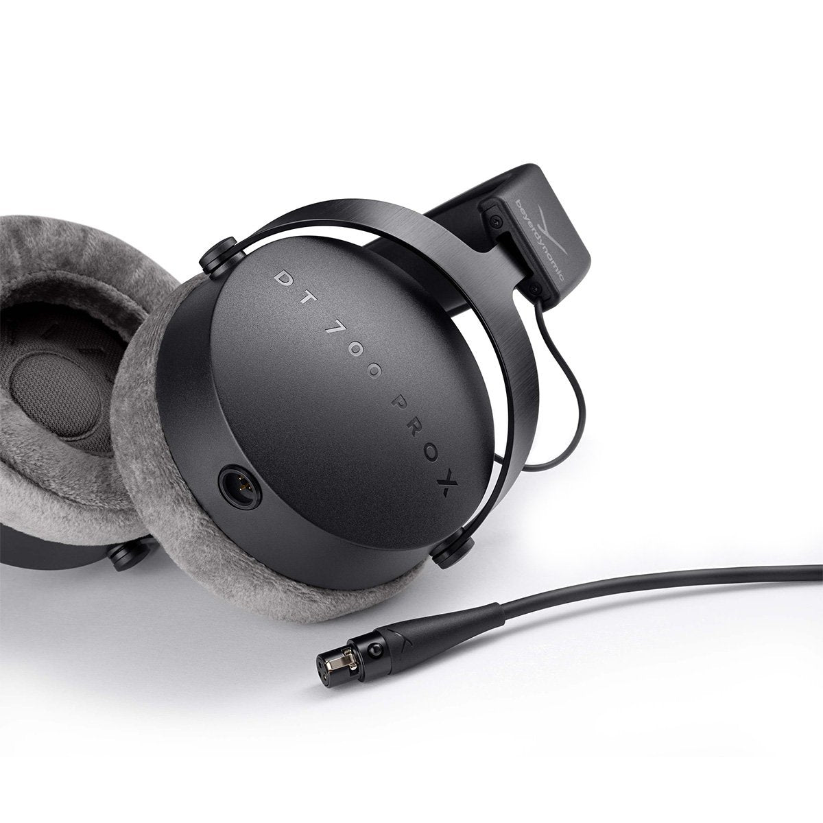 Beyerdynamic DT 700 Pro X (48 Ω) – Over-Ear Studiokopfhörer – geschlossen, 3,5 mm, abnehmbares Kabel – schwarz