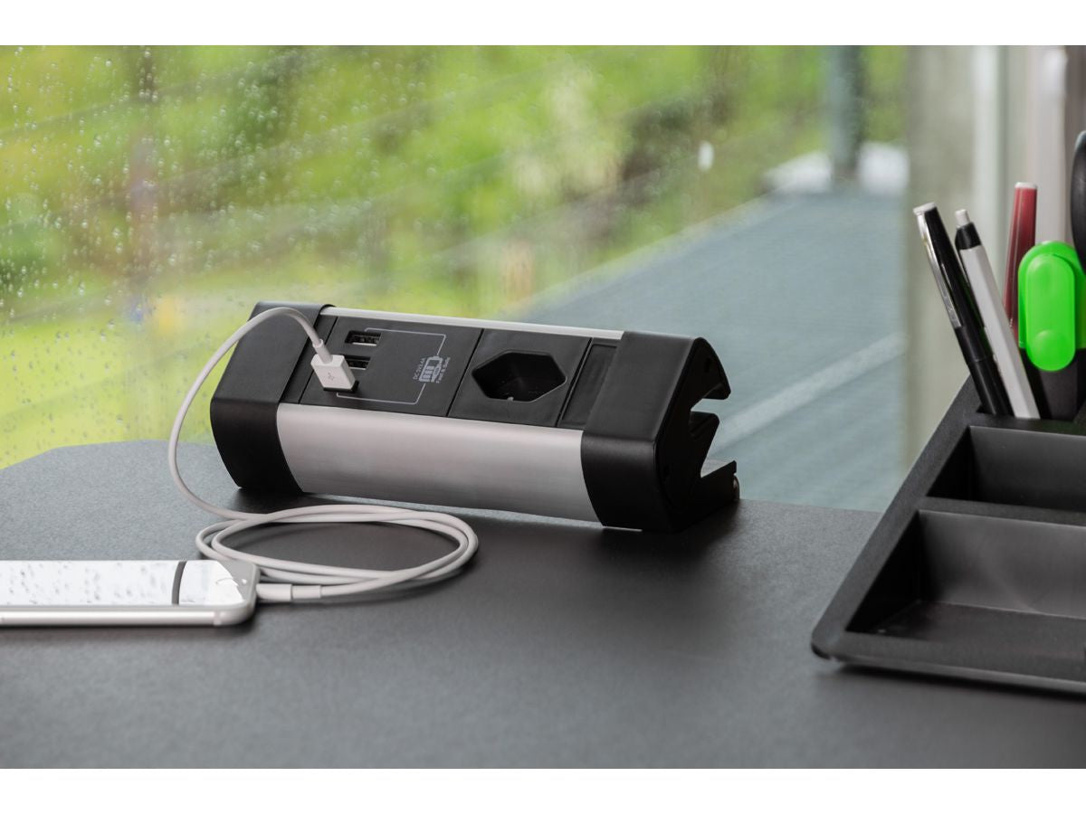 Max Hauri AG Max Hauri Alu-Office-Line Tischsteckdosenleiste, 4×T13, 3×USB, 2,5 m, ohne Schalter – schwarz/silber