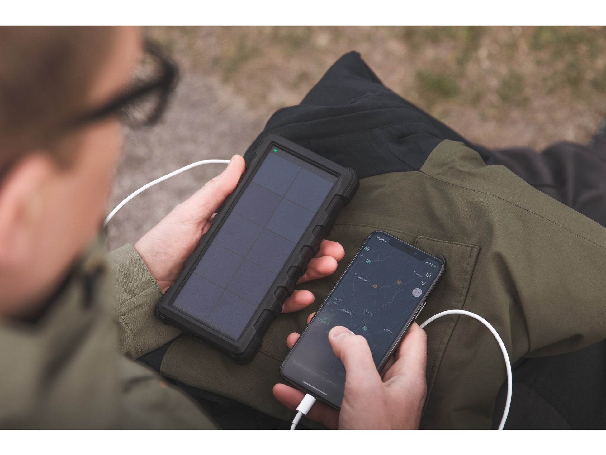 Sandberg Powerbank 24000 mAh, Solar, IP67, für Smartphones, Tablets, Schwarz