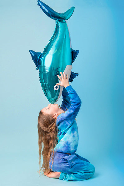 PartyDeco Folienballon Hai – Blau – 92 × 48 cm – Folie – 1 Stück – mit Helium befüllbar