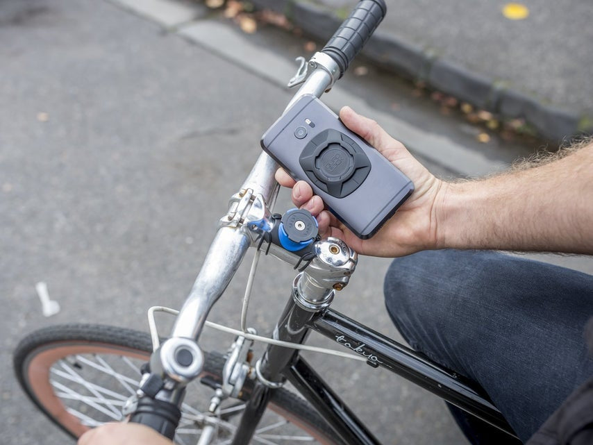 Quad Lock Universal Adapter V2 – Spezial-Zubehör – Klebekissen, für Smartphones/Tablets – Schwarz