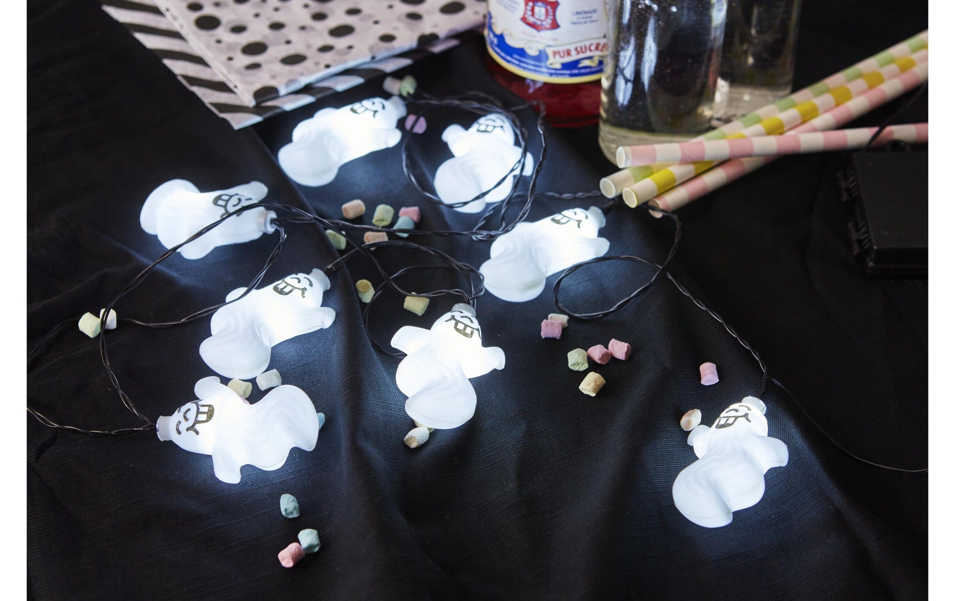 Star Trading Lichterkette – 2,1 m, Kaltweiss, IP44, Batteriebetrieb, Timer, Weiss, Kunststoff