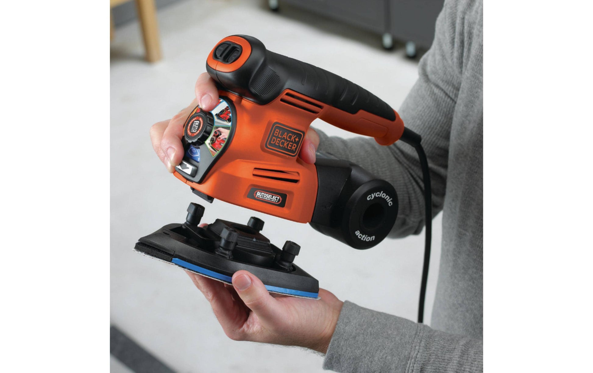 Black & Decker Multischleifer KA280K – 220 W – Klettfix, Ø 125 mm – 2 Stufen