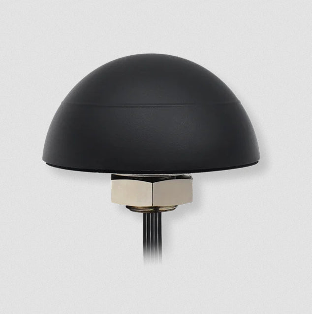 Teltonika PR1KCL28 – Dachantenne, 698–960/1710–2690 MHz, GNSS 1575,42 ± 3 MHz, 3 dBi, SMA (männlich), IP67