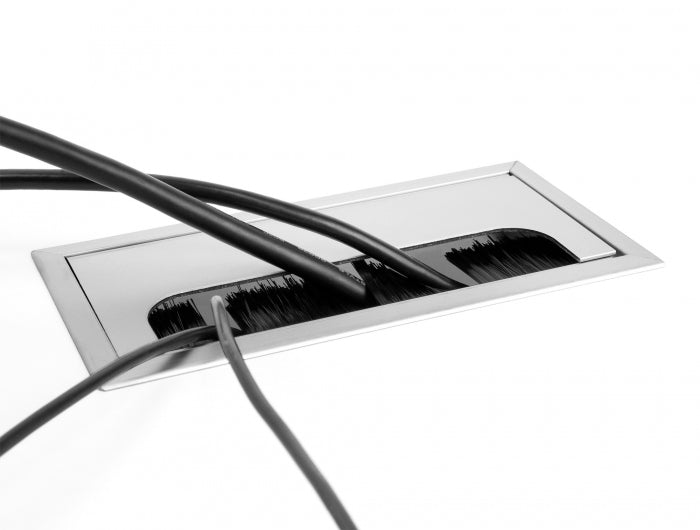 DeLOCK Kabeldurchführung – 120 × 300 × 28 mm, mit Bürste, Silber, Aluminium