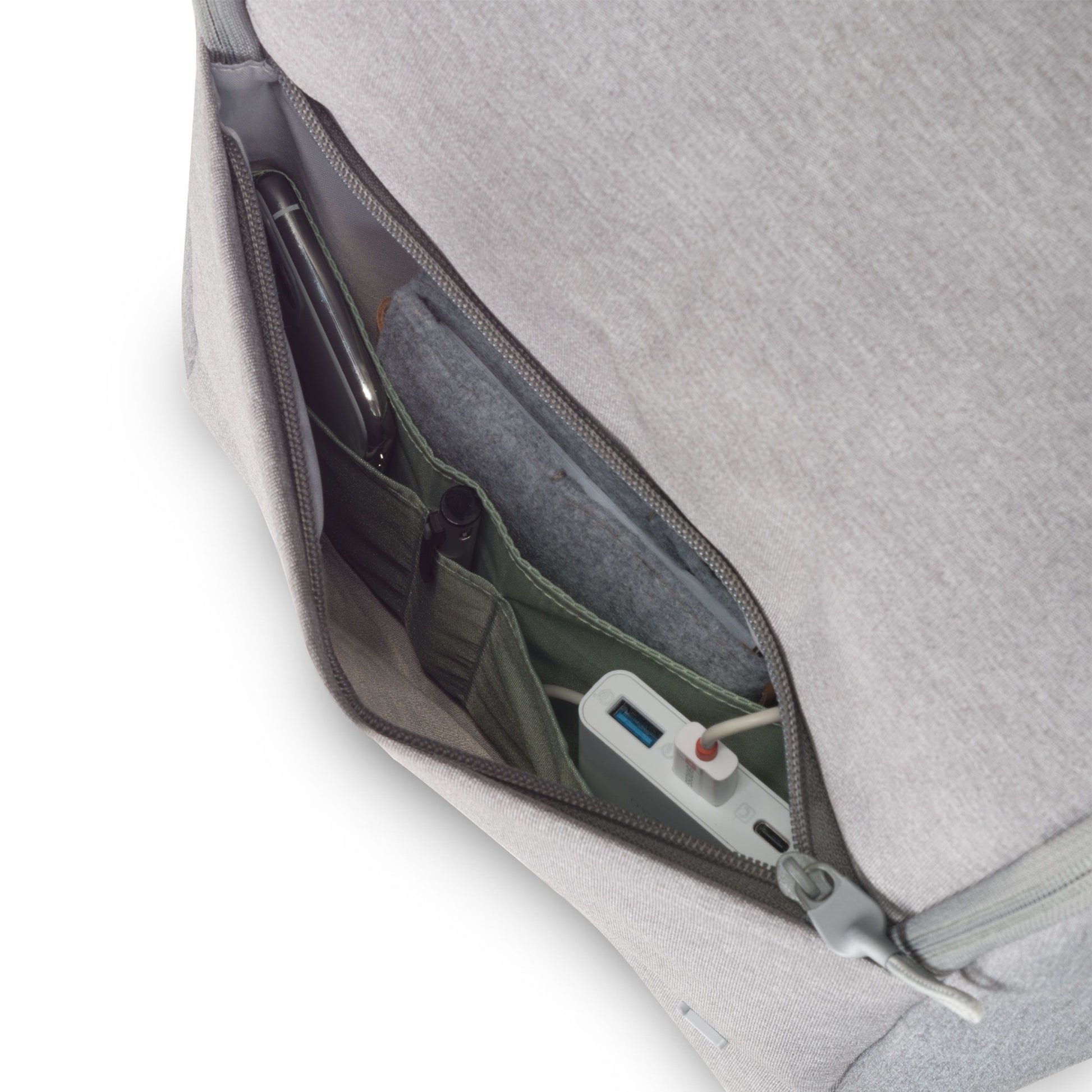 DICOTA Notebook-Rucksack bis 15,6" – Tablet-Fach, aus recycelten Materialien – Grau