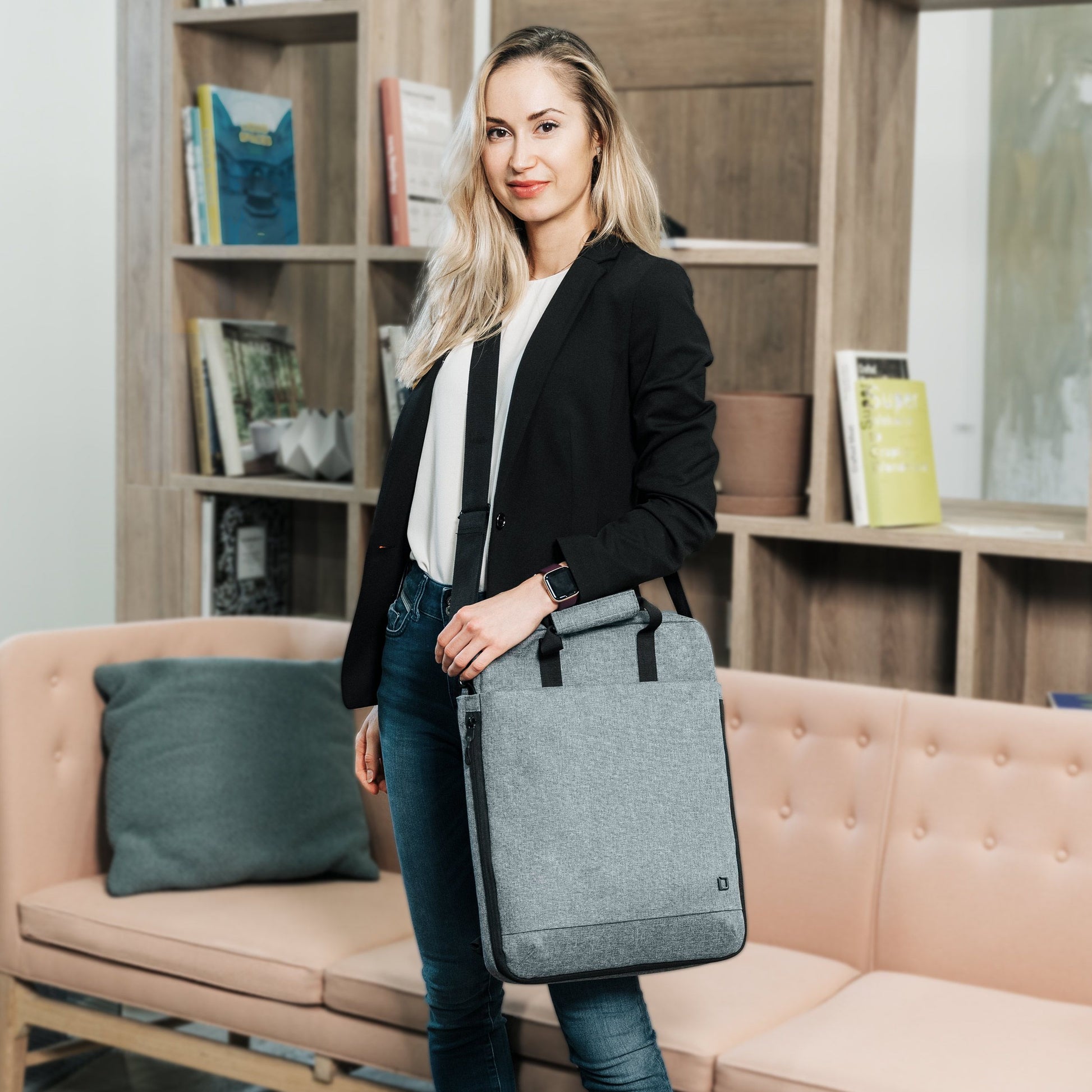 DICOTA Eco MOTION Notebook-Tasche bis 15,6" – 600D rPET, Schultergurt – Blau