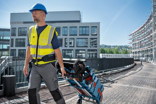 Bosch GWT 20 Werkzeugtasche – mit Schultergurt, mit Reissverschlusstaschen, 4 Fächer, schwarz/blau, Polyester