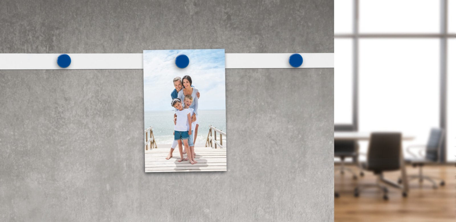 MAUL Whiteboard – 50 × 5 cm, Metall, inkl. Magnete