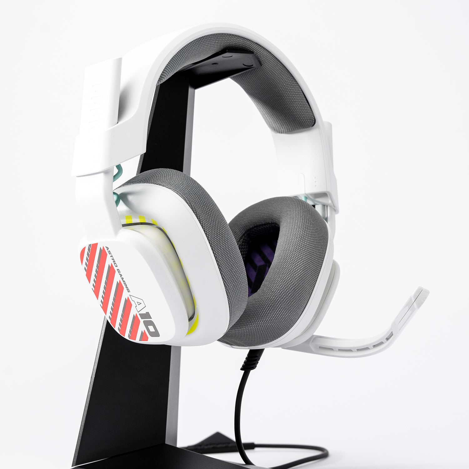 ASTRO Gaming A10 Gen 2 Gaming-Headset – Over-Ear, Stereo, Kabelgebunden, 3,5 mm Klinke, Weiss