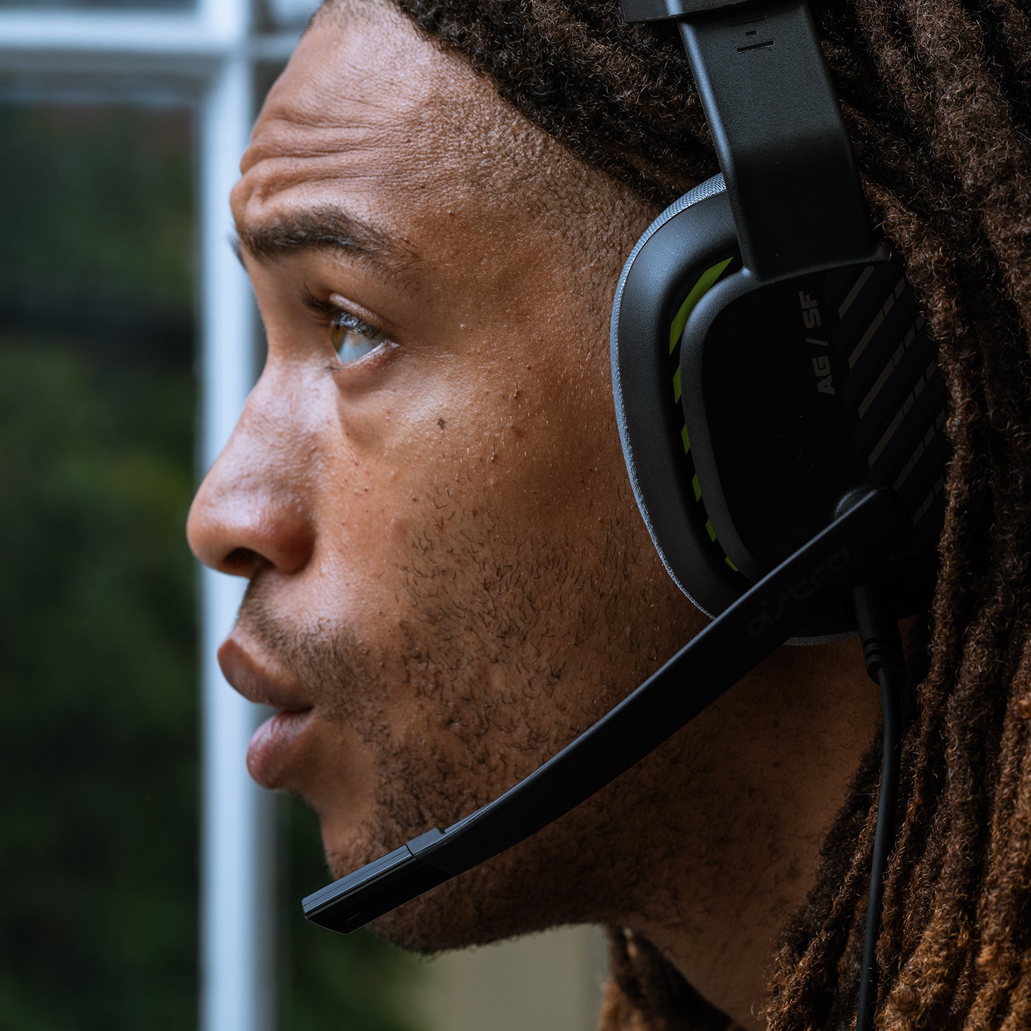 ASTRO Gaming A10 – Over-Ear Gaming-Headset – Flip-to-Mute Boom-Mikrofon, 32 mm Treiber – Schwarz – für PS