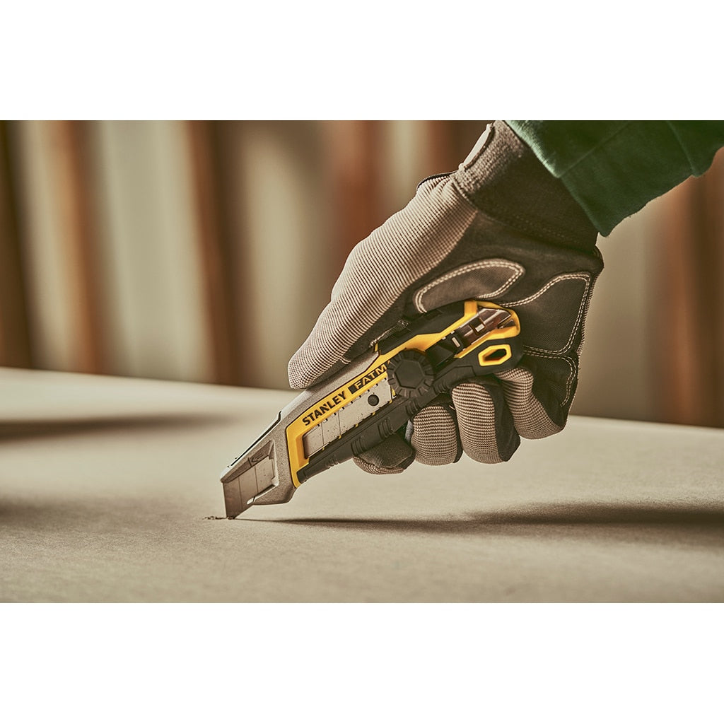 Stanley FatMax Cutter FMHT10592-0 – 18 mm, Klingenarretierung, Stahl, Schwarz/Gelb