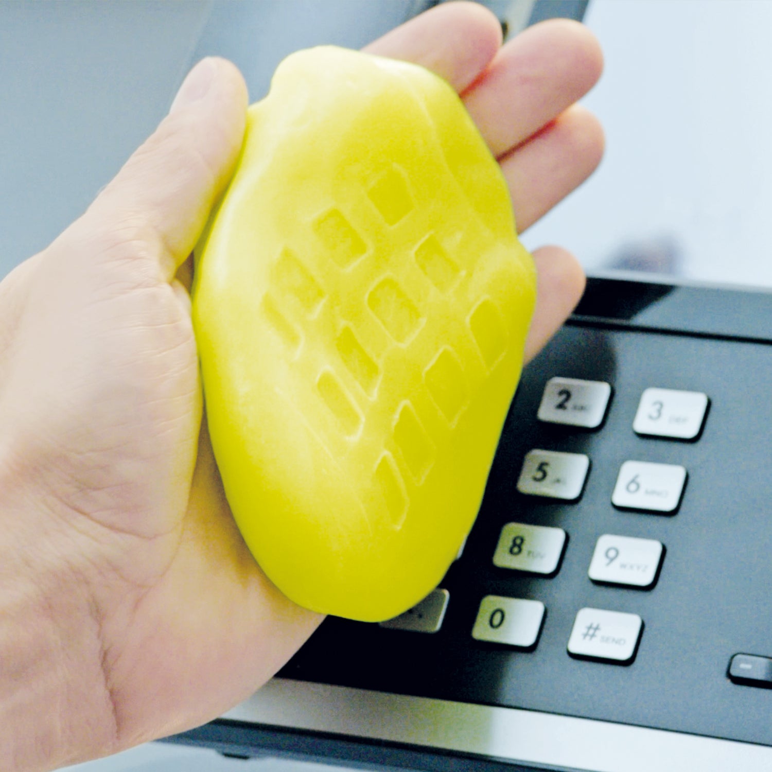 Cyber Clean Reinigungspaste Home & Office – 160 g – Gelb – für Tastatur, Laptop, Telefon