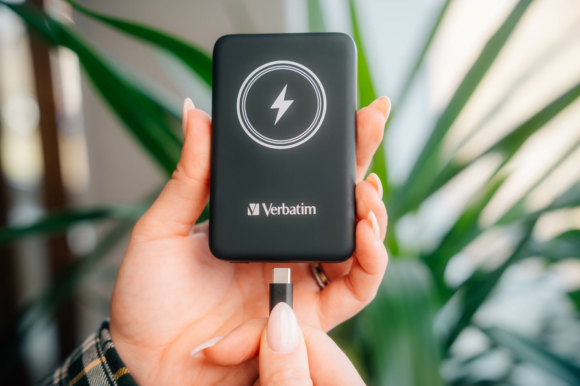 Verbatim Charge 'n' Go MagSafe Powerbank 5'000 mAh – 20 W PD, Wireless 15 W, 1× USB-C, schwarz