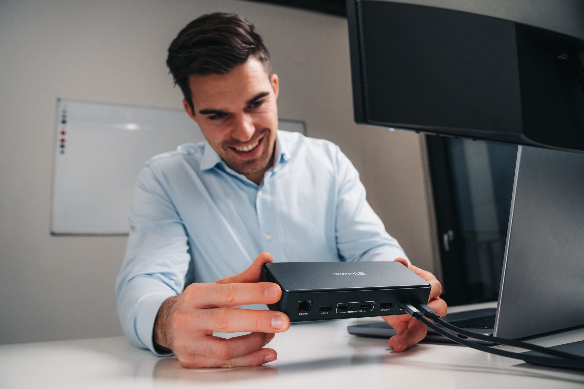 Verbatim CDS-15SSD Dockingstation – USB-C, DP, 2× HDMI, 3× USB-A, 100 W PD, GbE, 256 GB SSD, für Windows/Mac